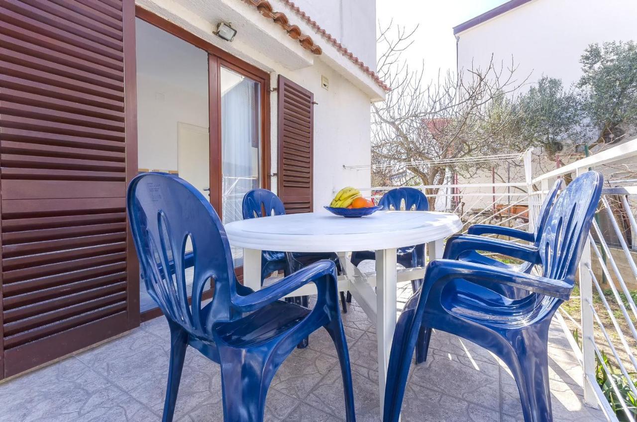 Apartment Milena Srima Luaran gambar
