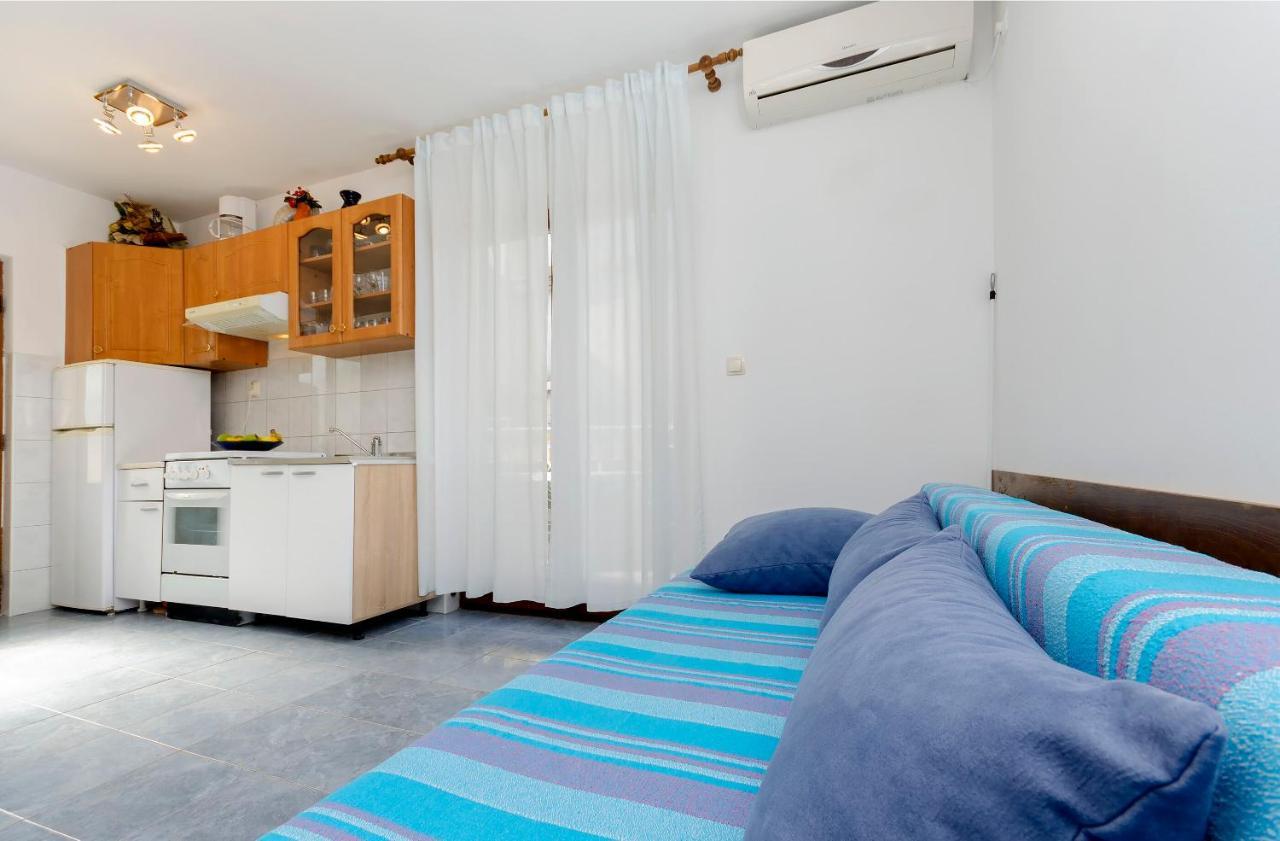 Apartment Milena Srima Luaran gambar