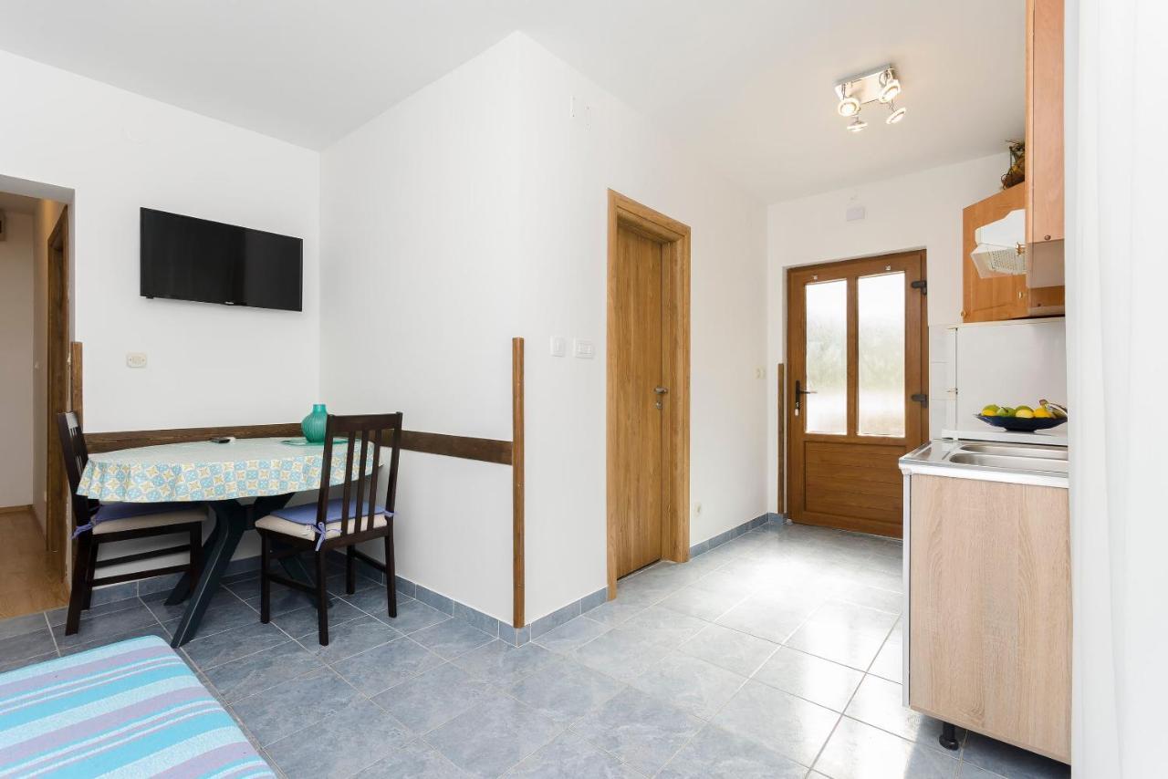 Apartment Milena Srima Luaran gambar